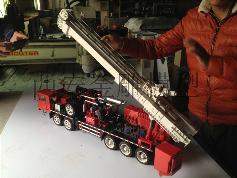 中煤科工研究院鉆機(jī)車模型案例